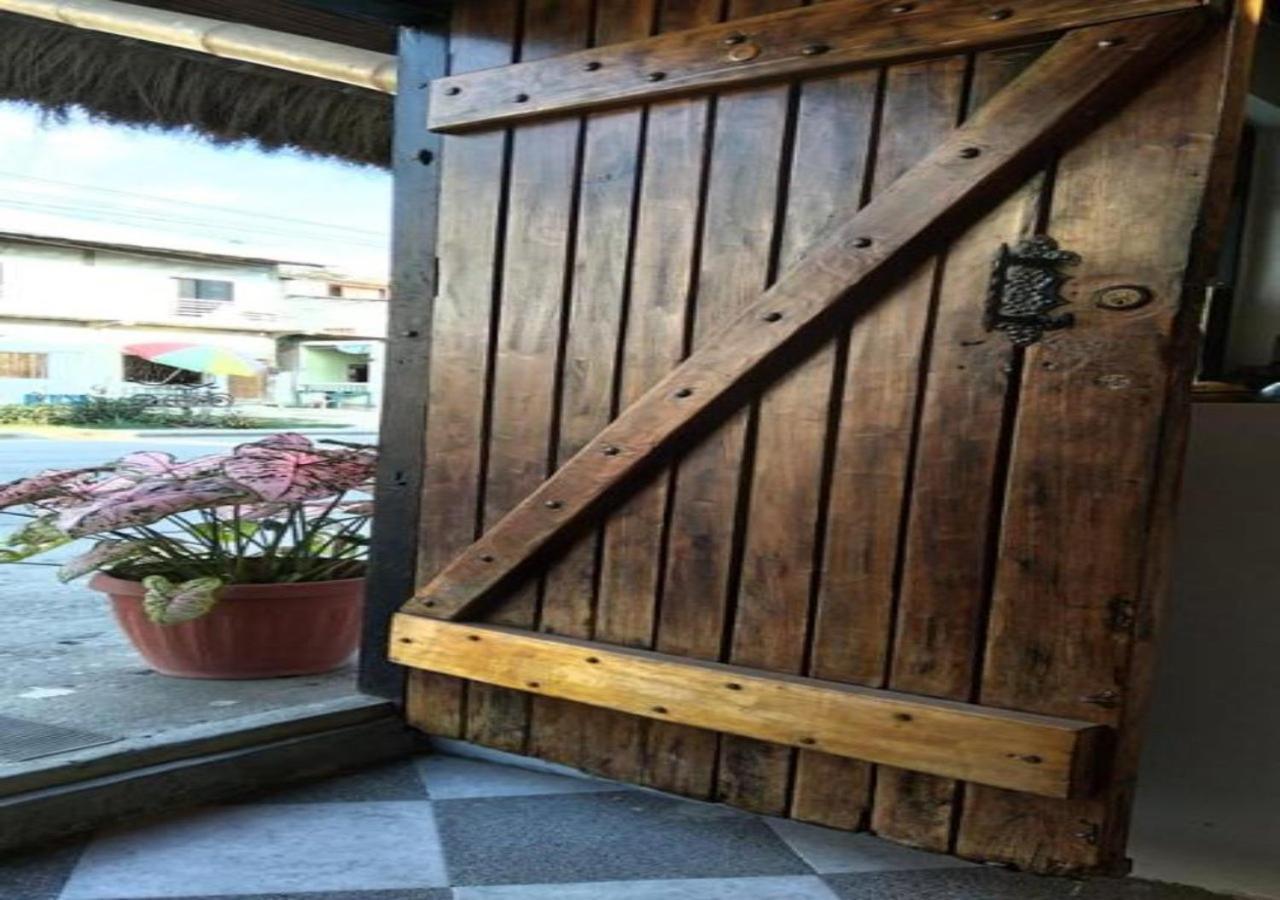 Casa Mafer Lodge มอนตาญิตาร์ ภายนอก รูปภาพ