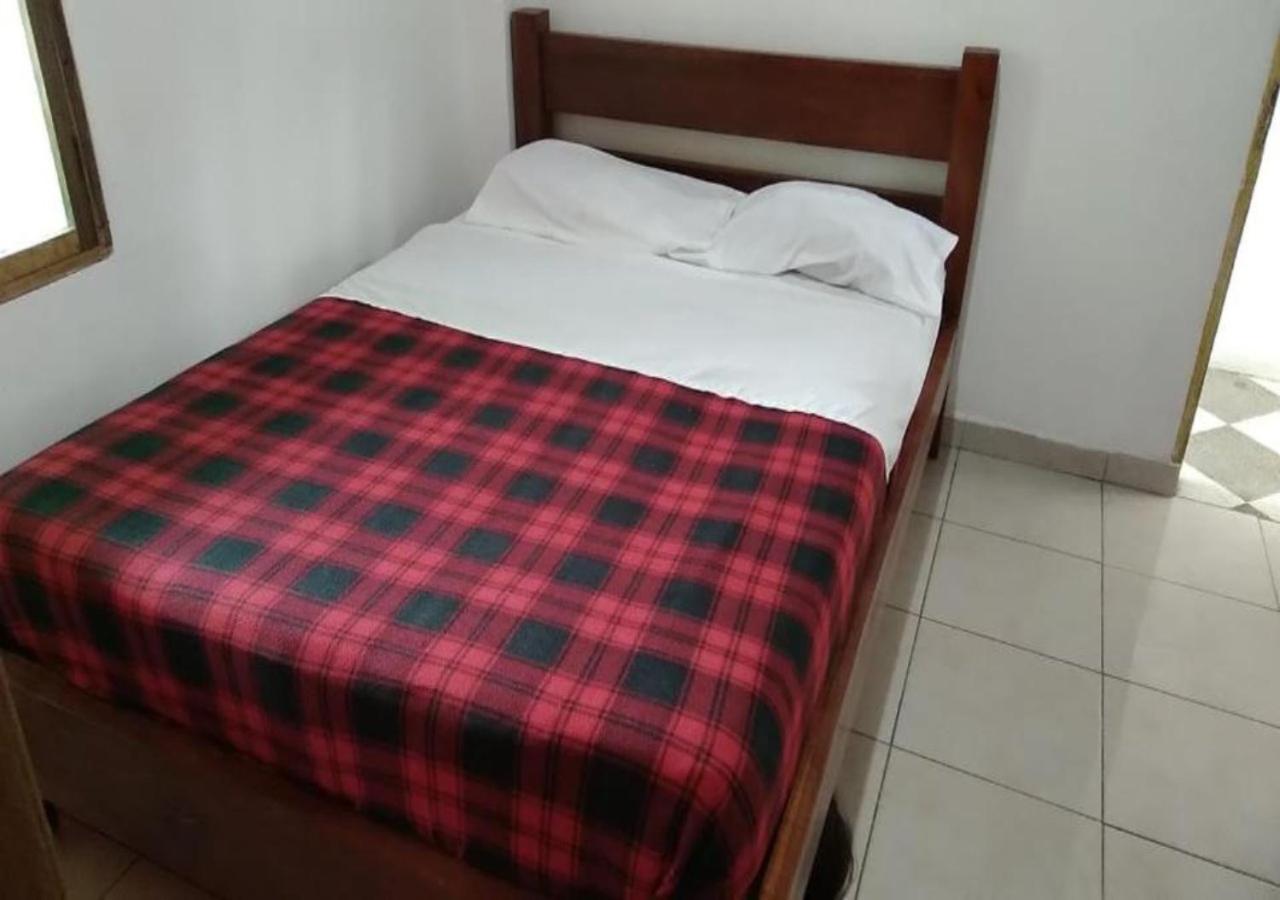 Casa Mafer Lodge มอนตาญิตาร์ ภายนอก รูปภาพ